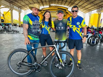 Imagem da notícia Lágrimas, superação e promessa de vitória: Amanda Lopes é destaque no Circuito Sesc MTB e busca o ouro no Brasileirão